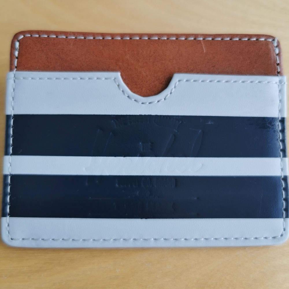 Hershel leather wallet